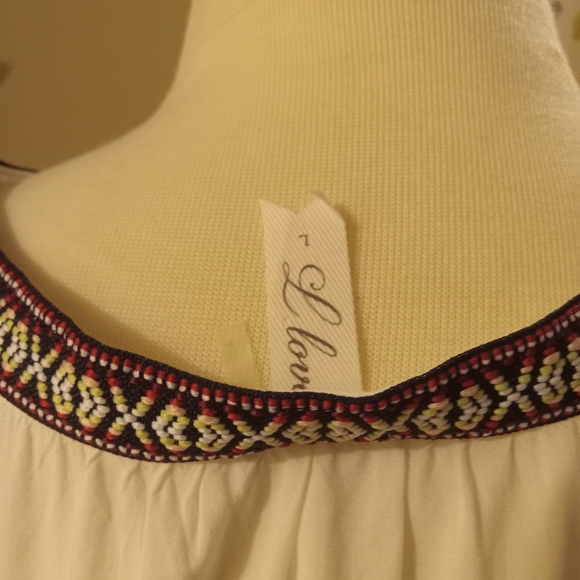 Beautiful Embroidered Dress - Picture 7 of 8